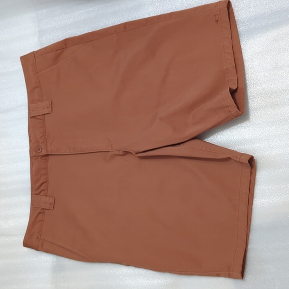 Men's O'NEILL Standard Fit Rust Colored Shorts Size 38 - Picture 1 of 8
